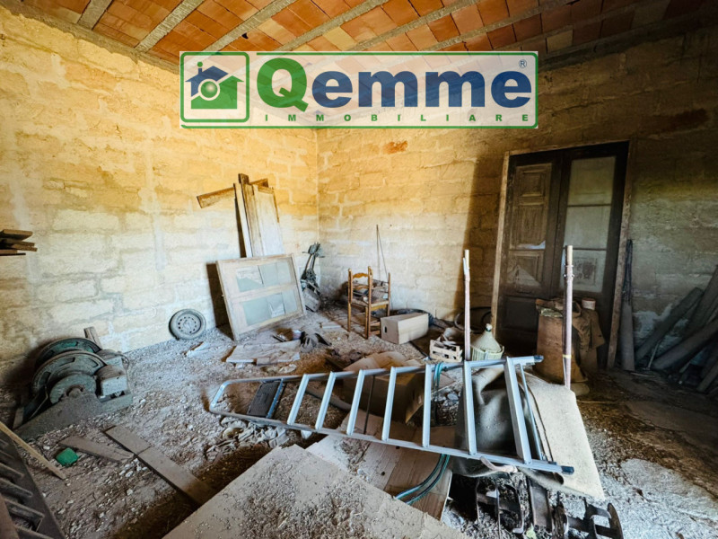 Immagine 15 di Villa in vendita  in Via Caorte a San Cesario Di Lecce