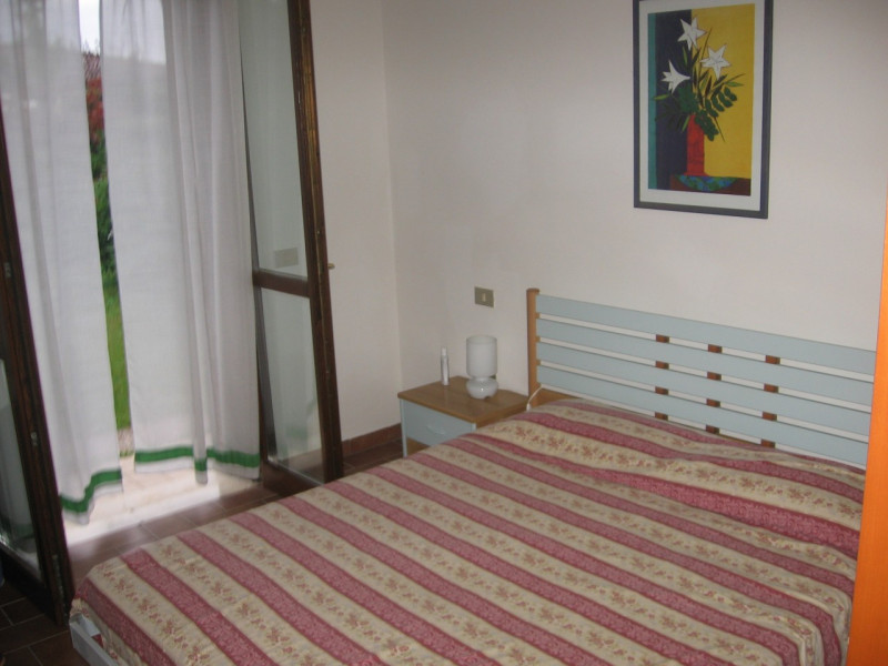 Immagine 2 di Casa indipendente in vendita  a Rosolina