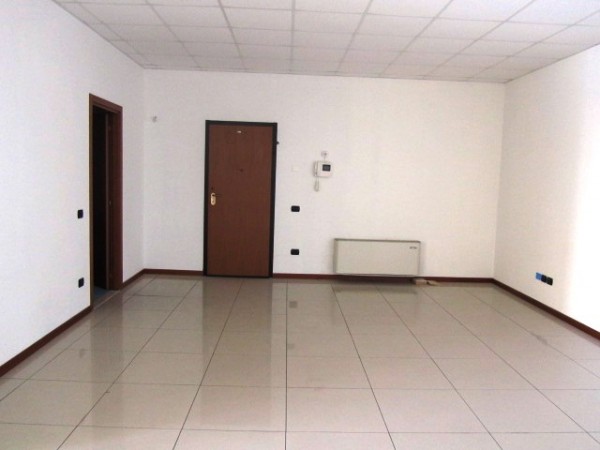 Immagine 9 di Ufficio in vendita  in via Giordano Bruno a Cesena