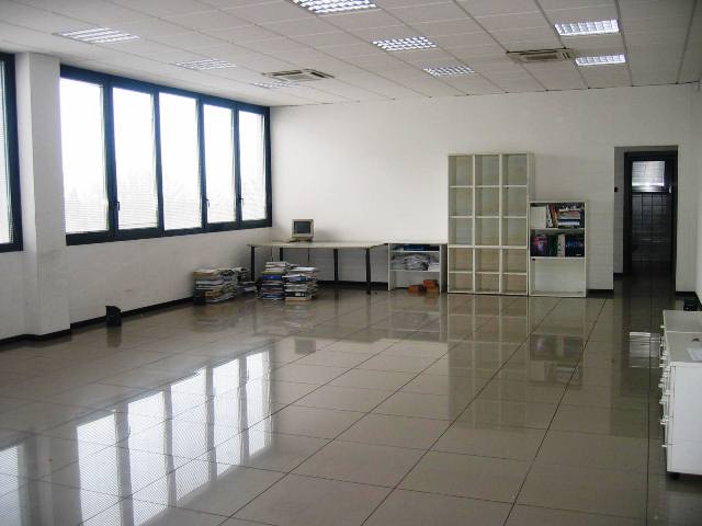 Immagine 7 di Ufficio in vendita  in via Quasimodo a Castel Maggiore