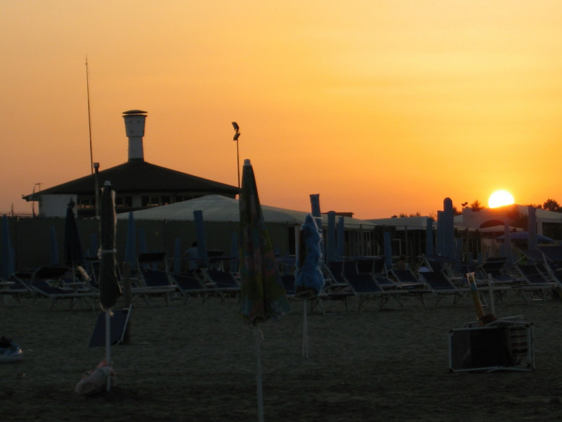 Immagine 15 di Villa in vendita  a Rosolina