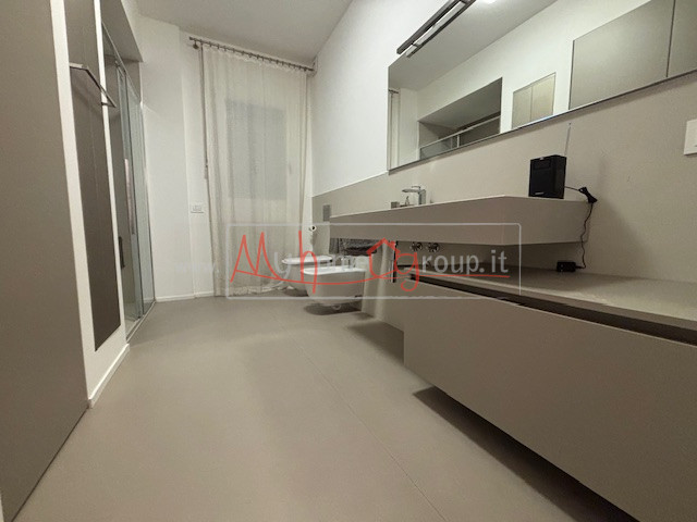 Immagine 27 di Villa in vendita  a Selvazzano Dentro