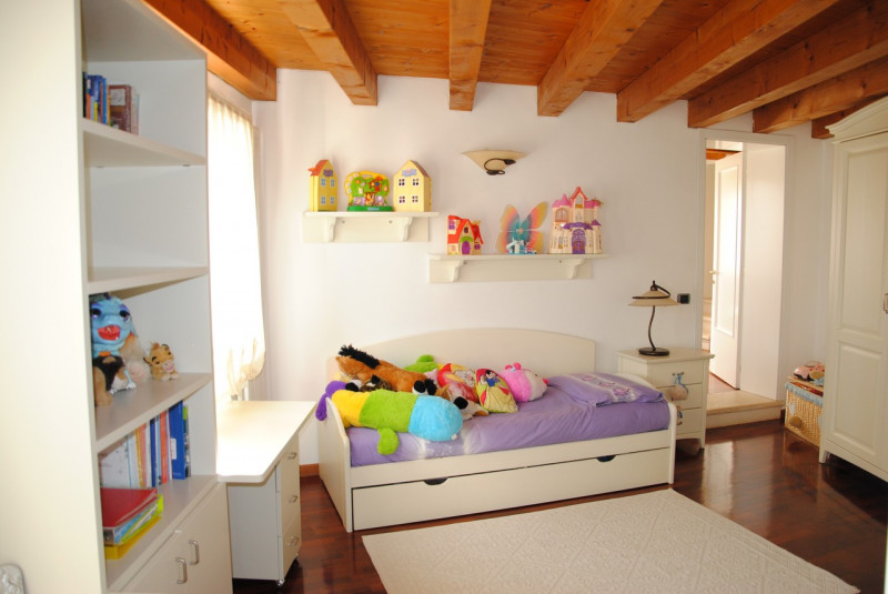 Immagine 13 di Rustico / casale in vendita  in Via Vittorio Veneto a Longare