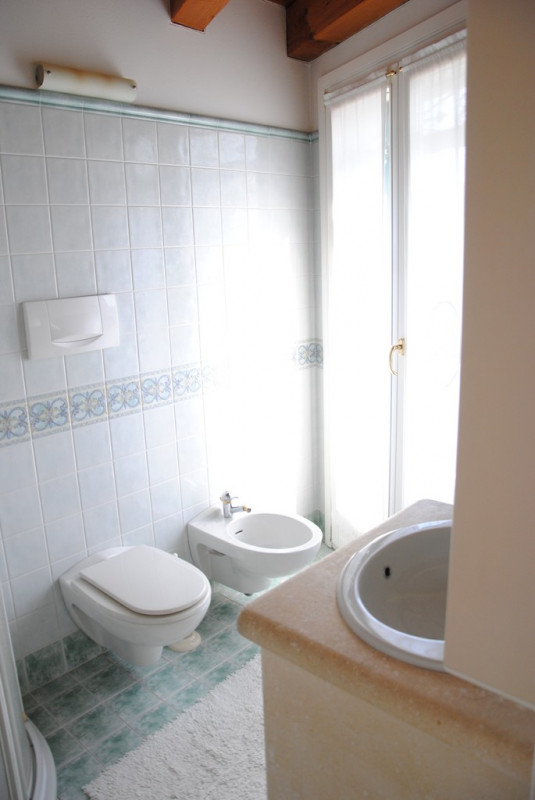 Immagine 15 di Rustico / casale in vendita  in Via Vittorio Veneto a Longare