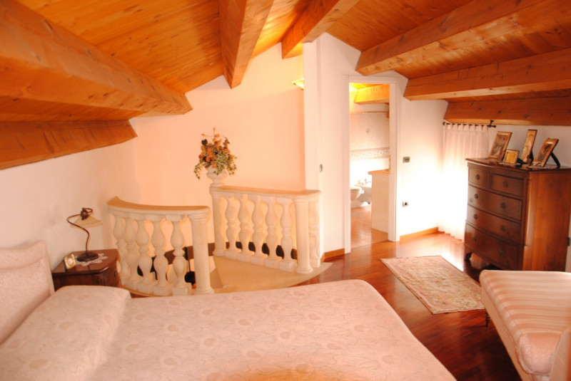 Immagine 19 di Rustico / casale in vendita  in Via Vittorio Veneto a Longare