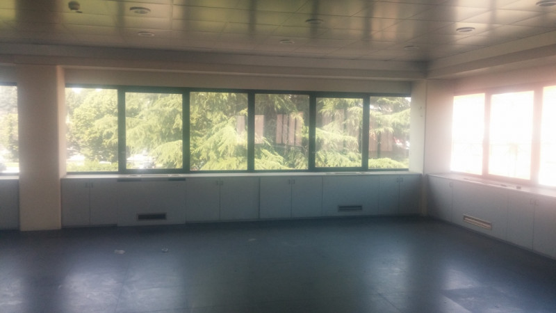 Immagine 4 di Ufficio in affitto  in VIA GRANDI A. a Vimodrone