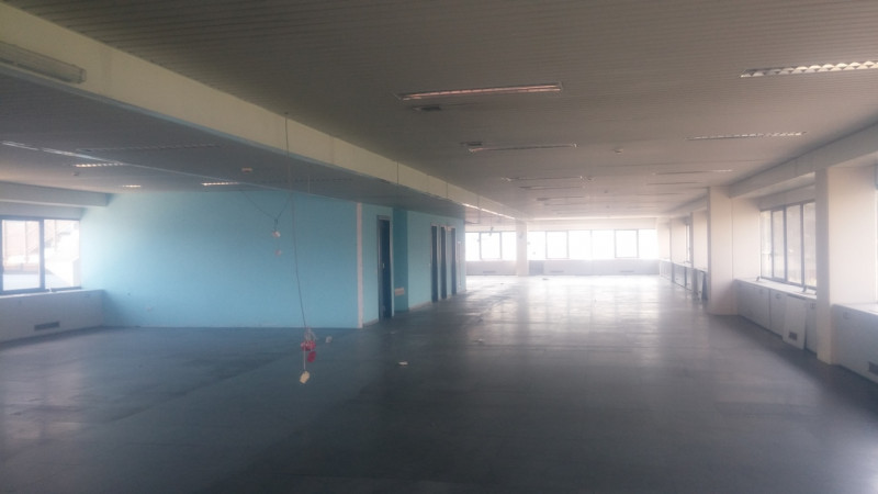 Immagine 9 di Ufficio in affitto  in VIA GRANDI A. a Vimodrone