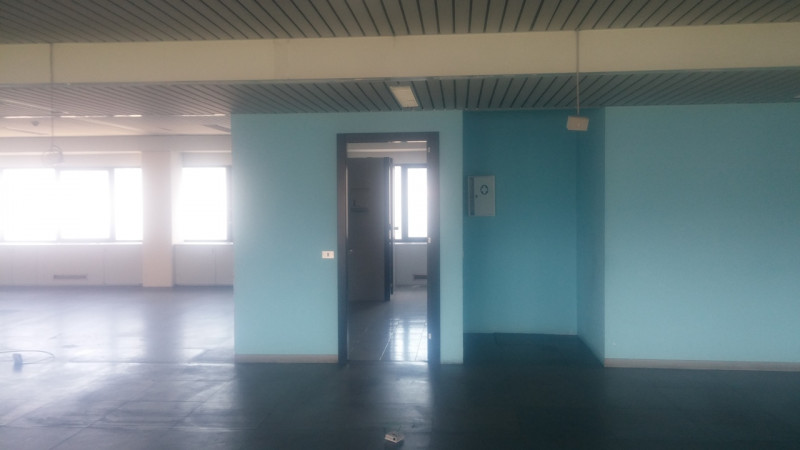 Immagine 11 di Ufficio in affitto  in VIA GRANDI A. a Vimodrone