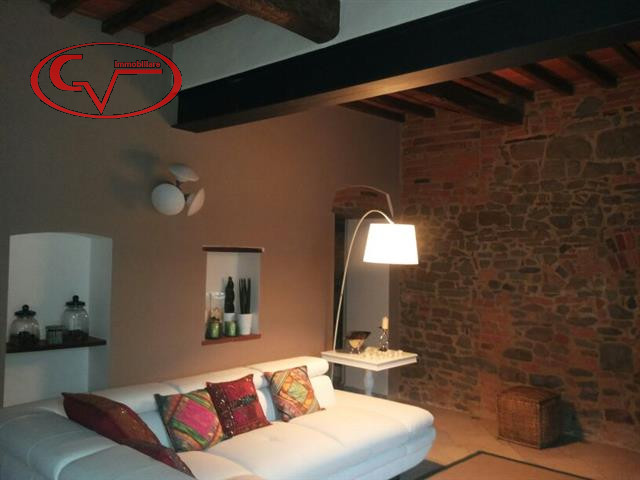 Immagine 2 di Appartamento in vendita  in mercatale valdarno a Montevarchi