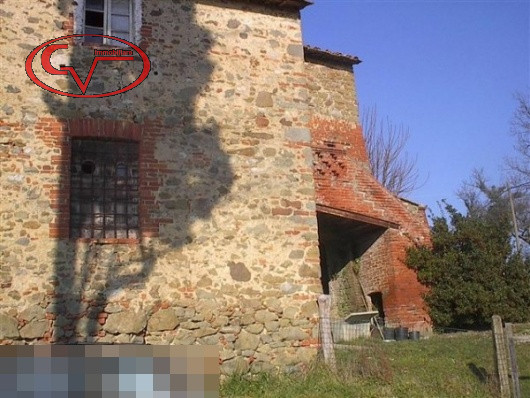 Immagine 1 di Rustico / casale in vendita  in Pietraviva, 1 a Bucine