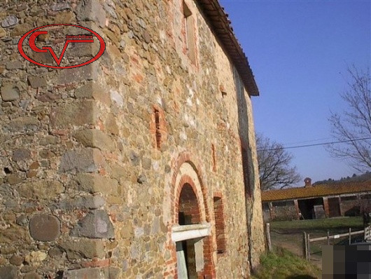 Immagine 2 di Rustico / casale in vendita  in Pietraviva, 1 a Bucine