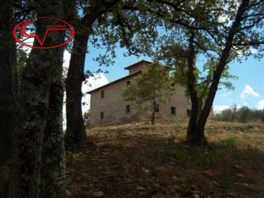 Immagine 4 di Villa in vendita  in Via pieve a presciano 0 a Laterina Pergine Valdarno