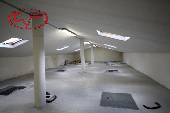 Immagine 15 di Negozio in vendita  in Via dante alighieri, 0 a Montevarchi