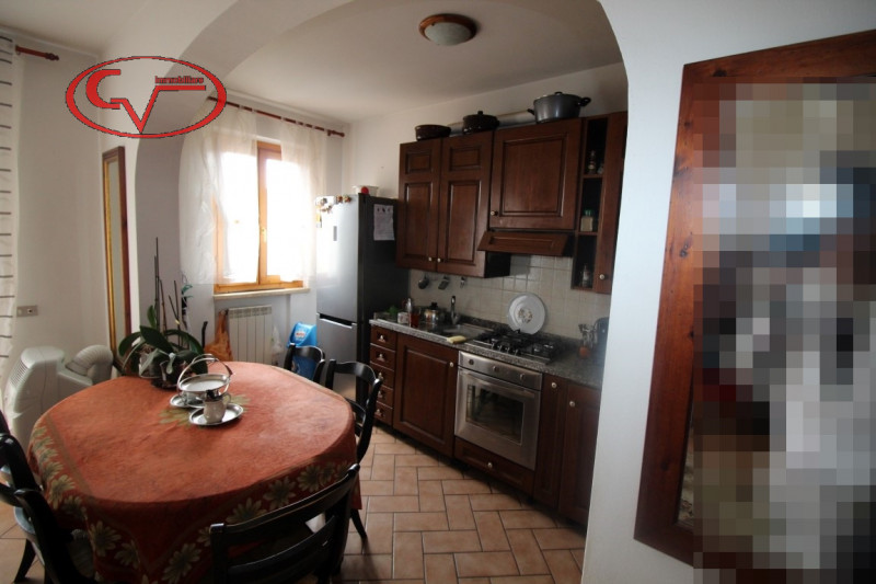 Immagine 6 di Appartamento in vendita  in Via berlinguer a Bucine