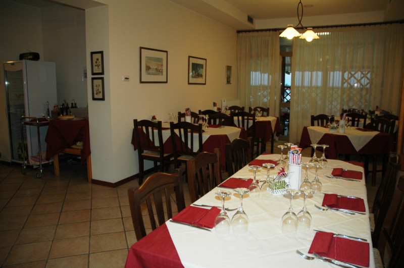 Immagine 2 di Attività commerciale in vendita  a San Michele Al Tagliamento