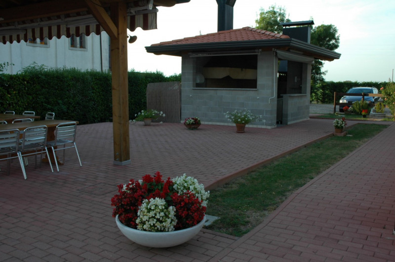 Immagine 14 di Attività commerciale in vendita  a San Michele Al Tagliamento