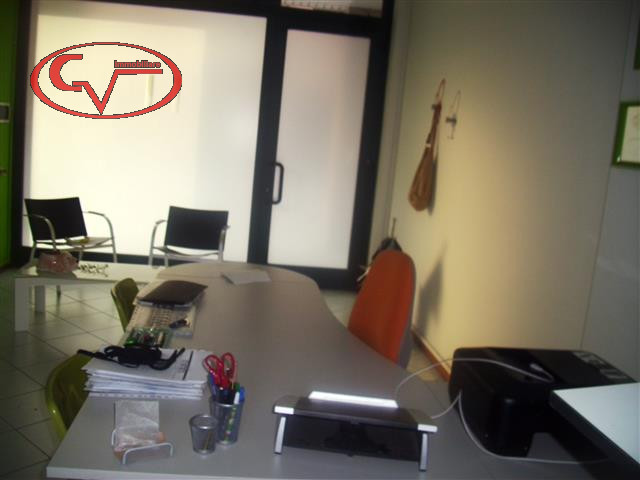 Immagine 5 di Ufficio in vendita  in via Leona a Bucine