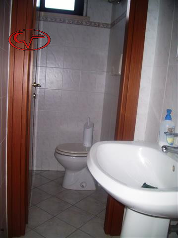 Immagine 6 di Ufficio in vendita  in via Leona a Bucine