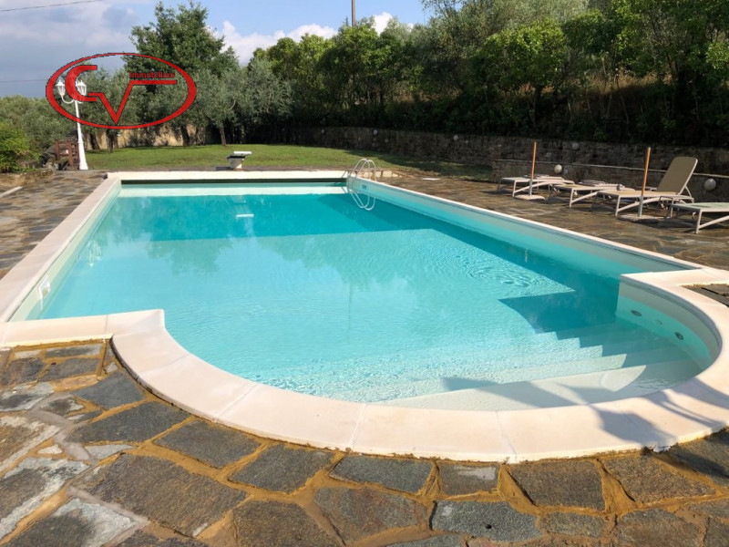 Immagine 3 di Casa indipendente in vendita  in via trento a Loro Ciuffenna