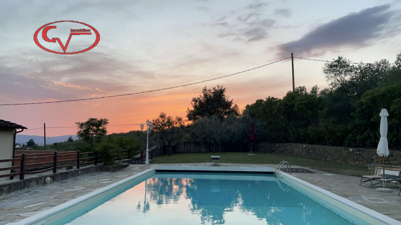 Immagine 4 di Casa indipendente in vendita  in via trento a Loro Ciuffenna