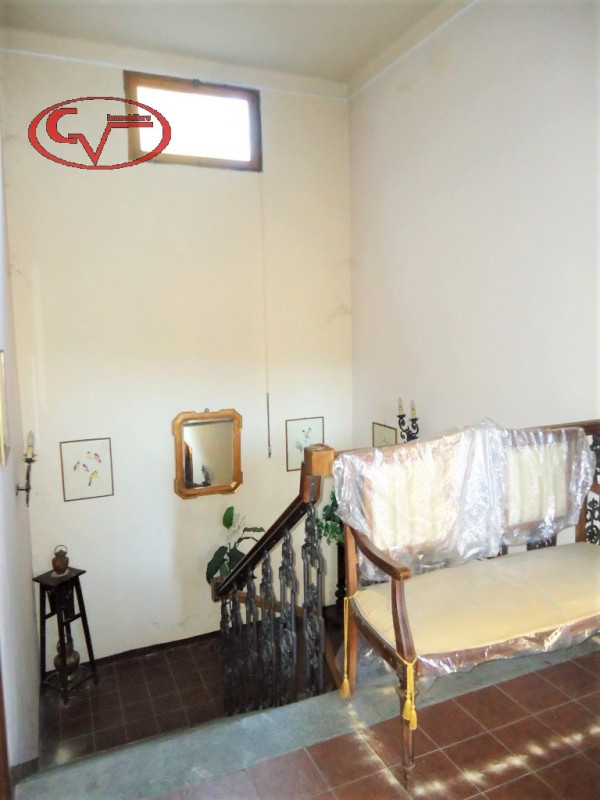 Immagine 16 di Appartamento in vendita  in via dante 12 a Bucine