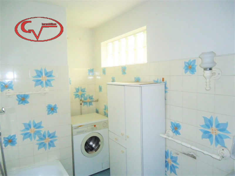 Immagine 30 di Appartamento in vendita  in via dante 12 a Bucine