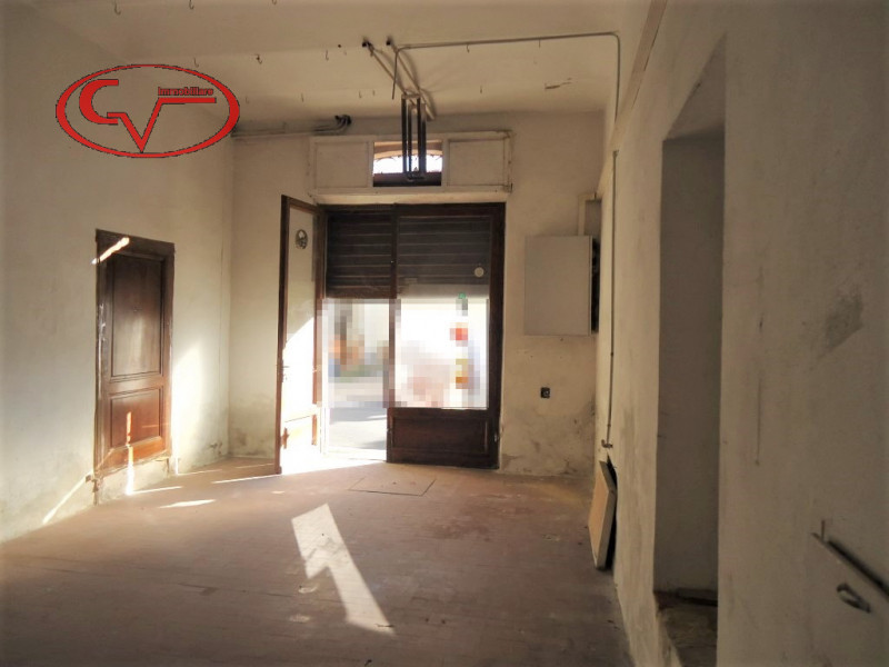 Immagine 34 di Appartamento in vendita  in via dante 12 a Bucine