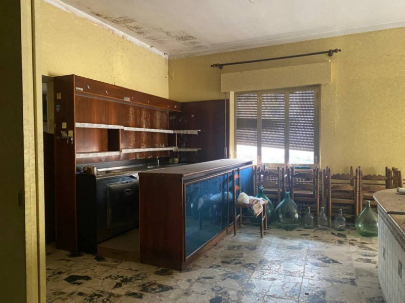 Immagine 3 di Casa indipendente in vendita  a Valeggio Sul Mincio