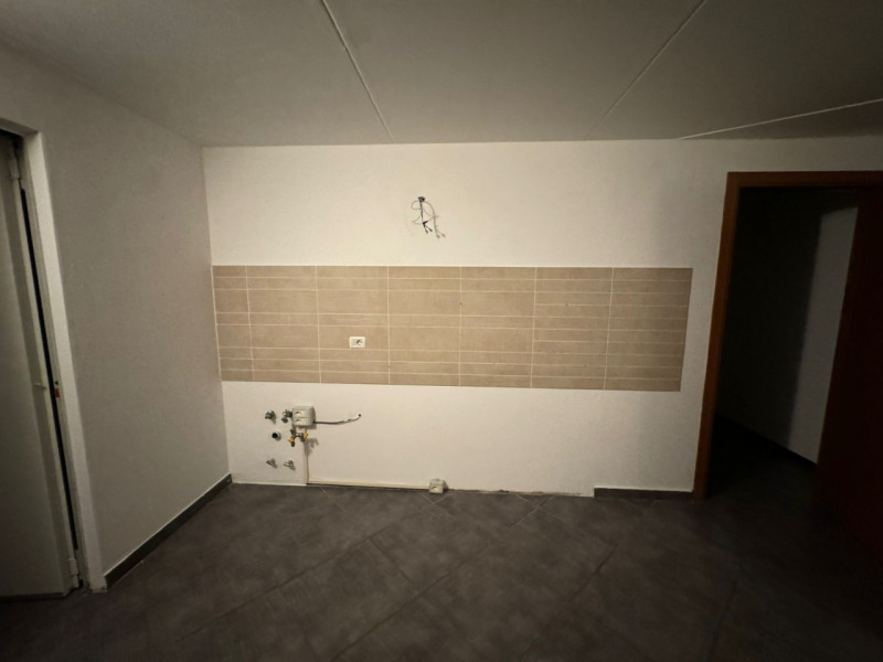 Immagine 19 di Appartamento in vendita  a Valeggio Sul Mincio