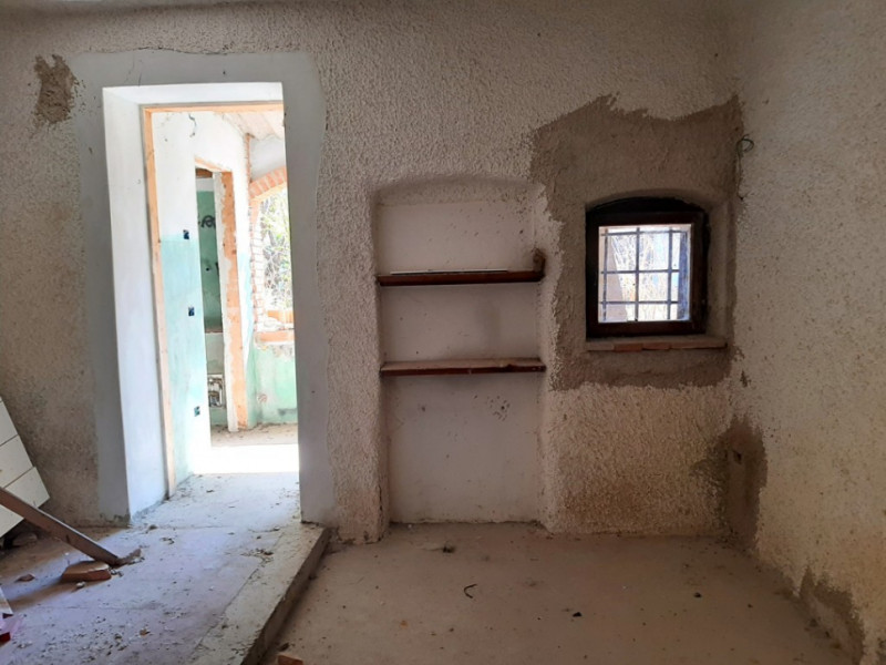 Immagine 11 di Rustico / casale in vendita  a Valeggio Sul Mincio