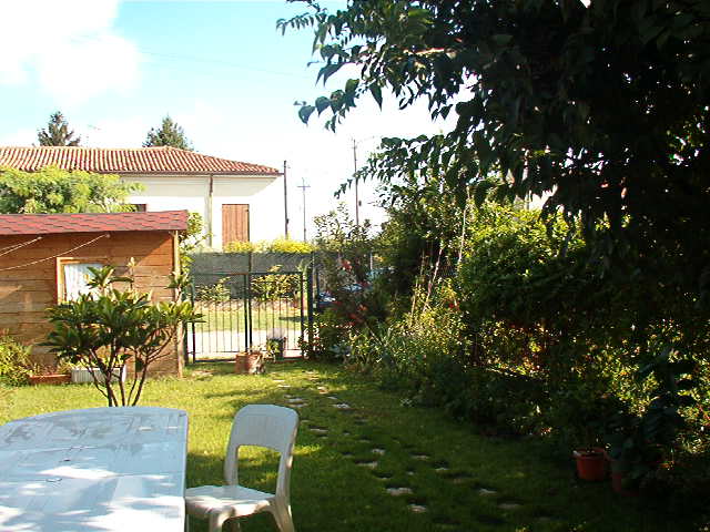 Immagine 3 di Villetta a schiera in vendita  a Valeggio Sul Mincio