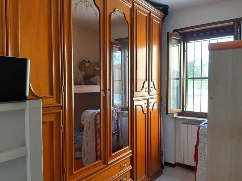 Immagine 6 di Appartamento in vendita  a Valeggio Sul Mincio