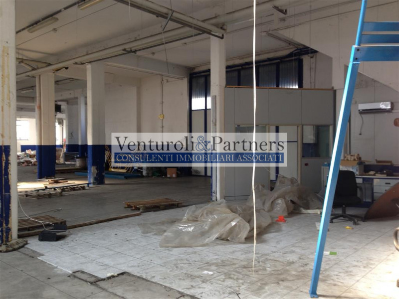 Immagine 7 di Capannone industriale in vendita  in via musei a Brescia