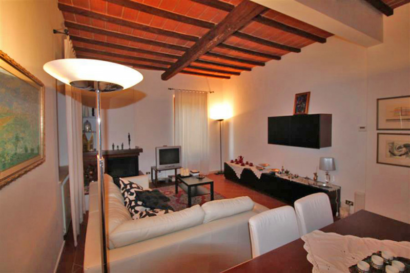 Immagine 3 di Casa bifamiliare in vendita  in via trento a Sinalunga