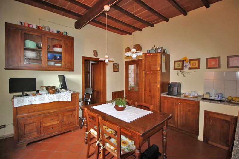 Immagine 7 di Casa bifamiliare in vendita  in via trento a Sinalunga