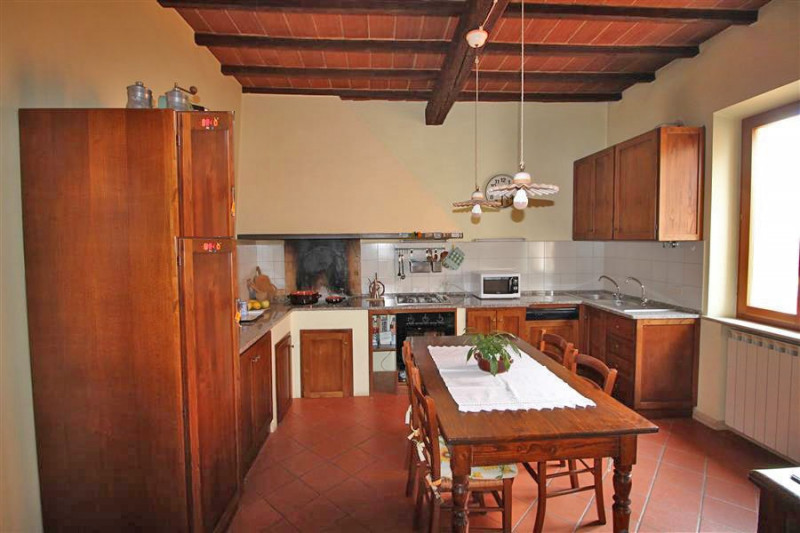 Immagine 8 di Casa bifamiliare in vendita  in via trento a Sinalunga