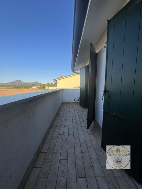 Immagine 28 di Casa bifamiliare in vendita  in principe Umberto a Ospedaletto Euganeo