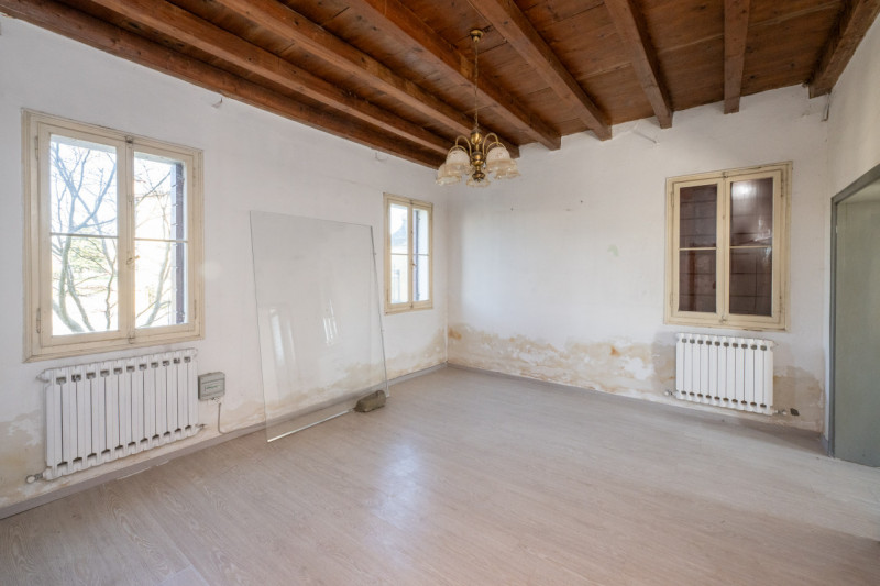 Immagine 10 di Casa bifamiliare in vendita  in Via Roma a San Pietro Viminario