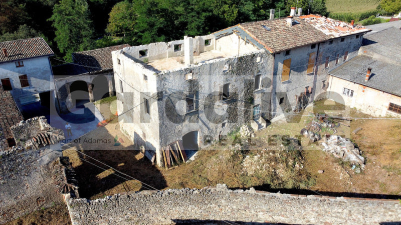 Immagine 10 di Rustico / casale in vendita  in Località Ballino a Pozzolengo