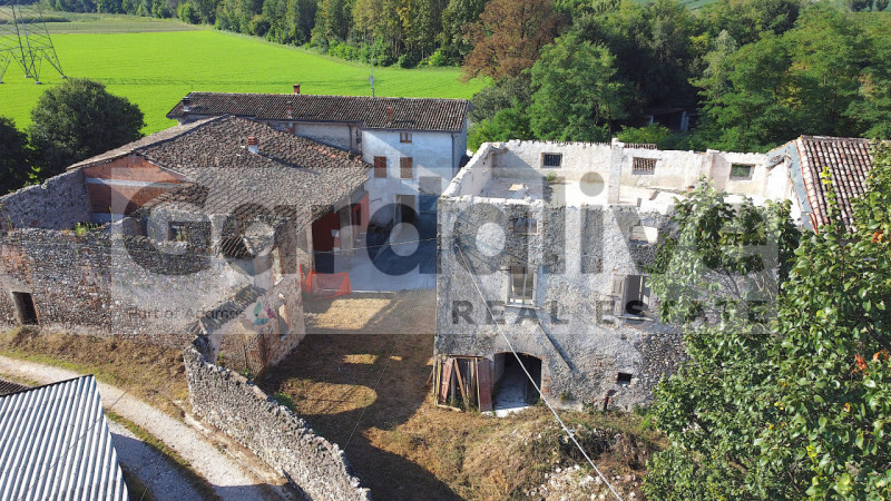 Immagine 12 di Rustico / casale in vendita  in Località Ballino a Pozzolengo