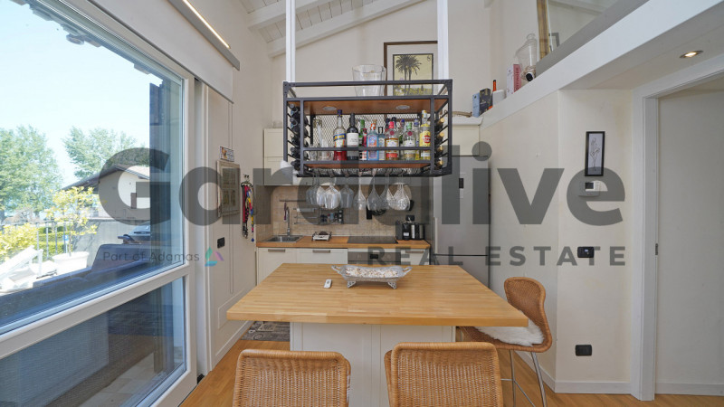 Immagine 17 di Appartamento in vendita  in Viale Mozart a Sirmione