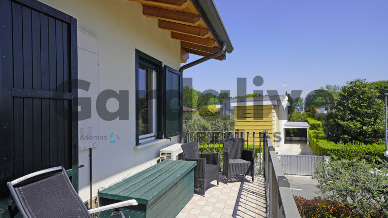 Immagine 31 di Appartamento in vendita  in Viale Mozart a Sirmione