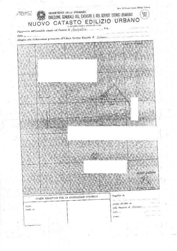 Immagine 18 di Negozio in vendita  a Senigallia