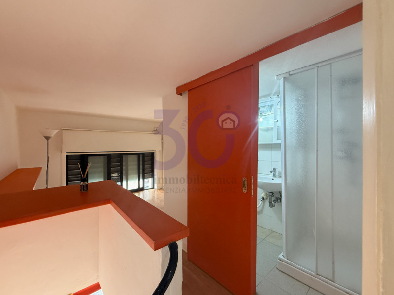 Immagine 6 di Ufficio in vendita  in Piazza San Donato pressi a Arezzo