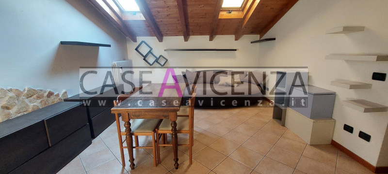 Immagine 2 di Appartamento in vendita  in Via Crispi a Barbarano Mossano