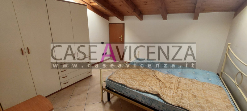 Immagine 6 di Appartamento in vendita  in Via Crispi a Barbarano Mossano