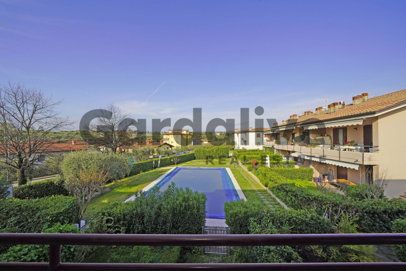 Immagine 7 di Appartamento in vendita  in Via Boschette 6 a San Felice Del Benaco