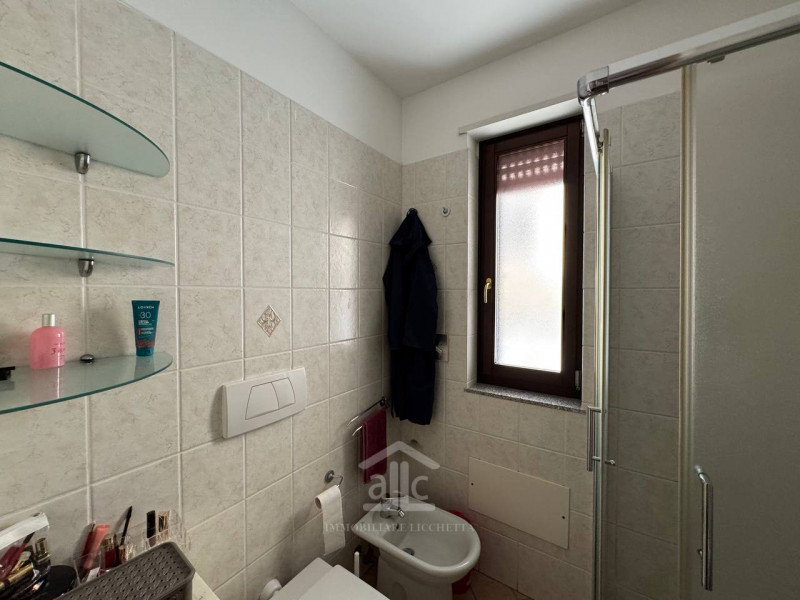 Immagine 10 di Appartamento in vendita  in Via Dante De Blasi 66 a Lecce