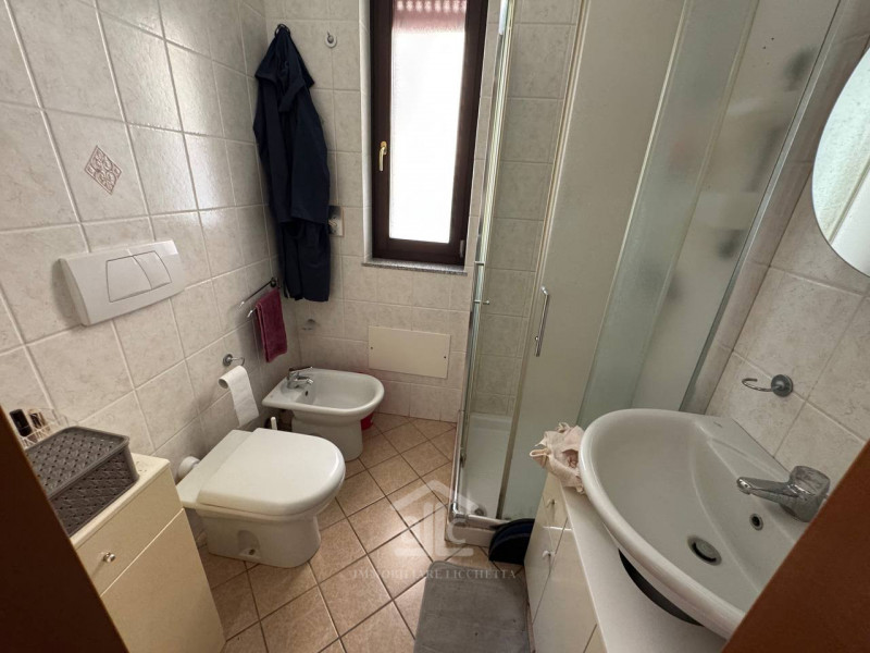 Immagine 11 di Appartamento in vendita  in Via Dante De Blasi 66 a Lecce