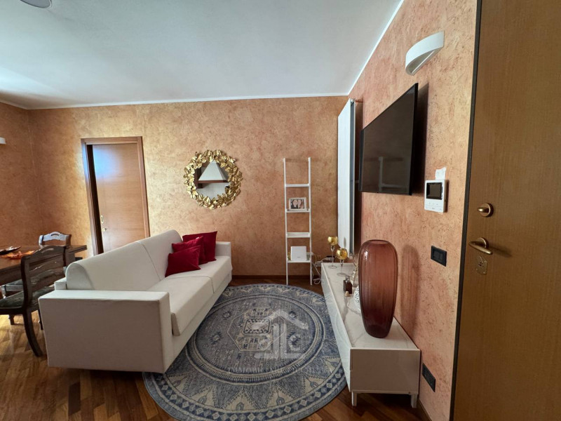 Immagine 16 di Appartamento in vendita  in Via Dante De Blasi 66 a Lecce